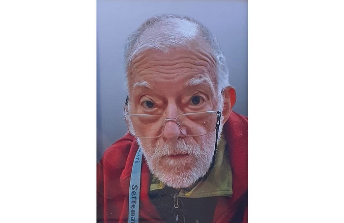 L'ultimo saluto di Verbania al parrucchiere Franco Bui