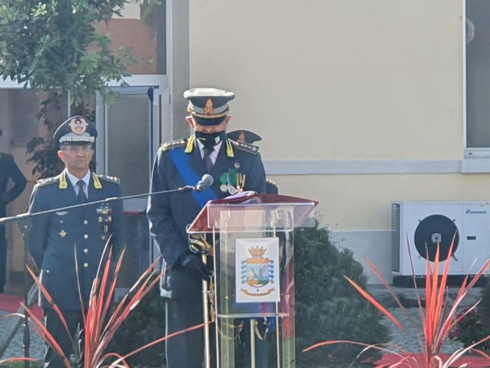 Cambio della guardia alle Fiamme Gialle del Vco: Reni lascia, Garaglio comandante