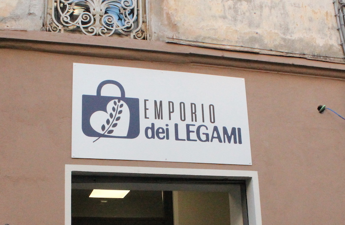 Verbania: raccolta alimentare solidale con “Donami un sorriso” e Carabinieri